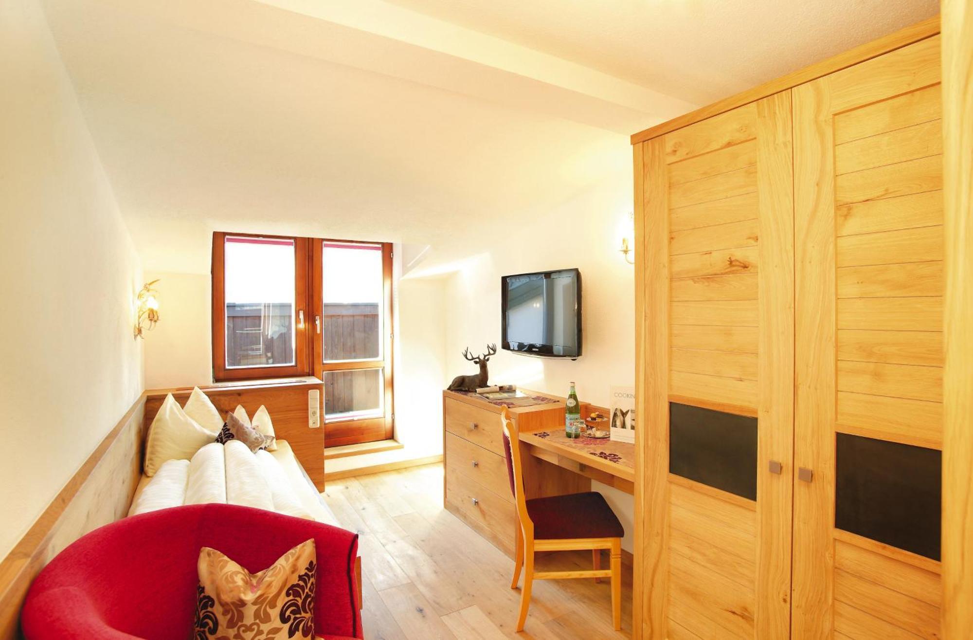 Hotel Sonne Ischgl Exterior photo